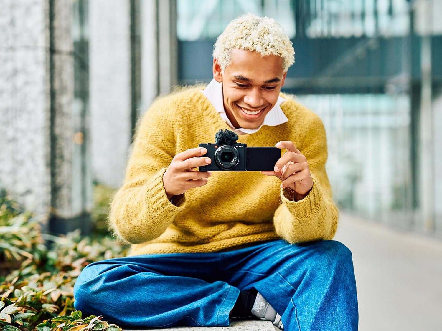 Sony ZV-1 II Vlog Camera for Content Creators and Vloggers - Black