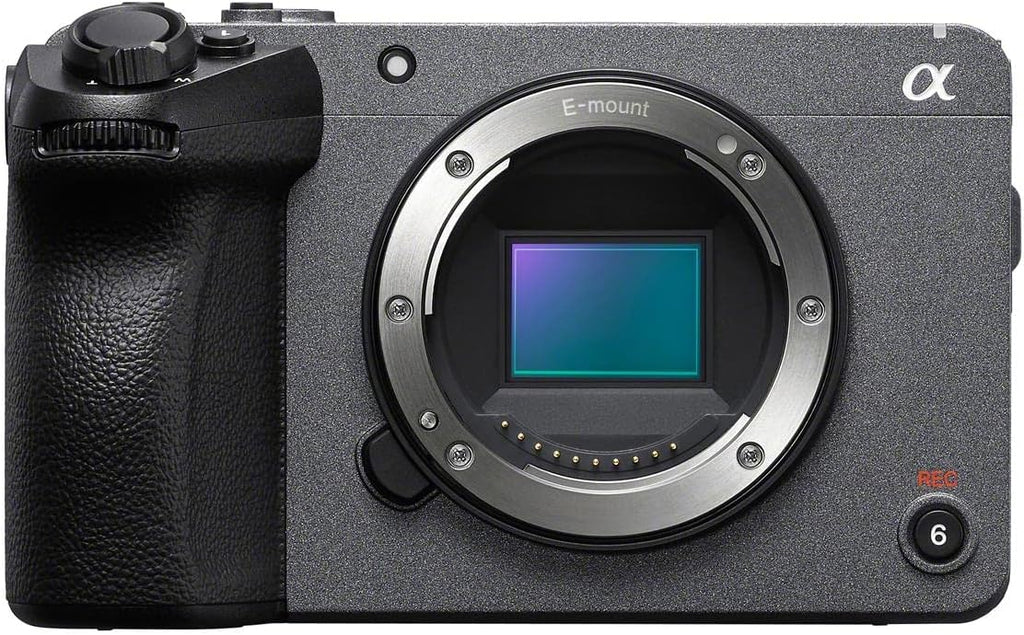 Sony FX30 Super 35 Cinema Line Camera with E PZ 18-105mm f/4.0 G OSS Lens