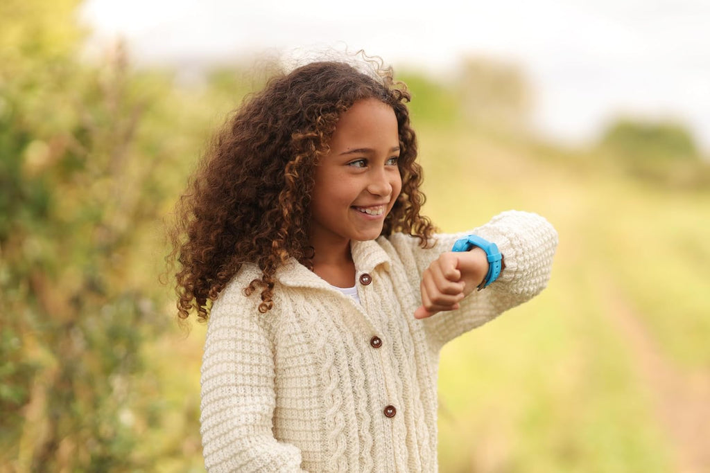 XPLORA Kidzi - Watch Phone for Children (4G) - Calls, Messages, Kids School Mode, SOS Function, GPS Location, Camera and Pedometer – (Subscription Required) (Kidzi on T-Mobile's Network, Blue)