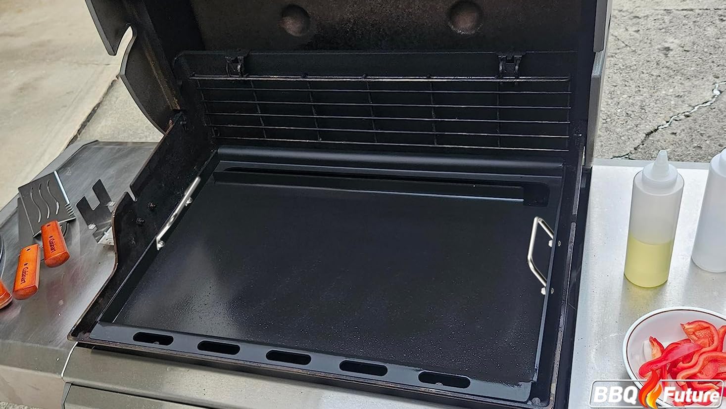 Full Size Griddle Insert for Weber Genesis 300 Series Gas Grills, 7524 Flat Top Grill Griddle Insert with Handles for Weber Genesis E310 E320 S330 EP310 EP320 EP330 CEP-310 Series, Carbon Steel