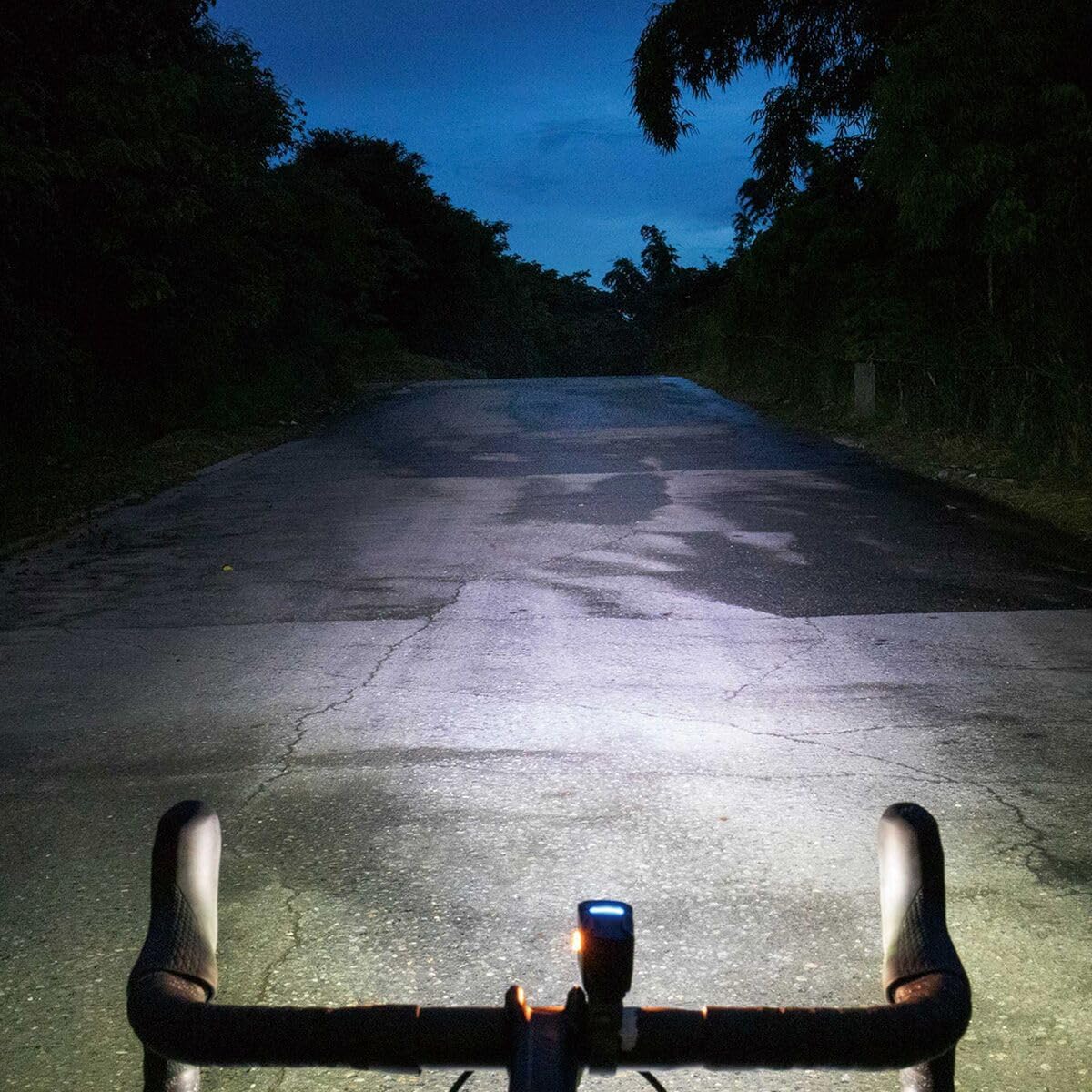 Topeak PowerLite BT Combo Bike Light Set – 800 Lumen Bluetooth Front Light + 80 Lumen Wireless Rear Light, Multi-Mode, USB Rechargeable, IPX6 Waterproof Safety Lighting
