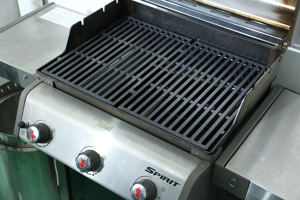 QuliMetal 7638 Cooking Grates, 7636 15.3' Flavorizer Bars and 7139 Grill Covers for Weber Spirit I and II 300 Series Grills with Front Controls