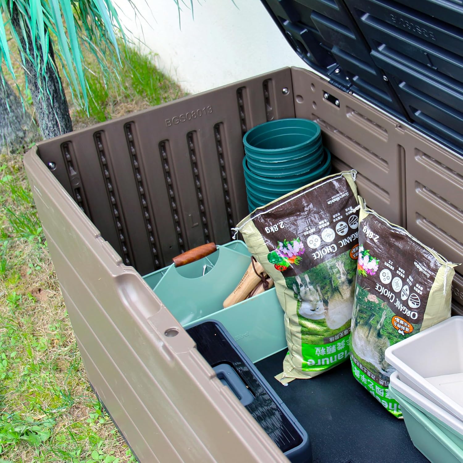Mrosaa Resin Deck Storage Box, 85 Gallon Outdoor Storage Box Waterproof for Garden Storage,Patio and Backyard, Lockable Brown Color