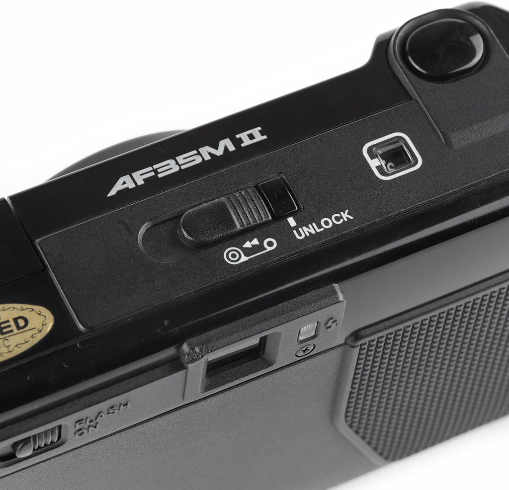 Canon Sure Shot 35mm point and shoot film camera with 38 mm f/2.8 Lens (Renewed)