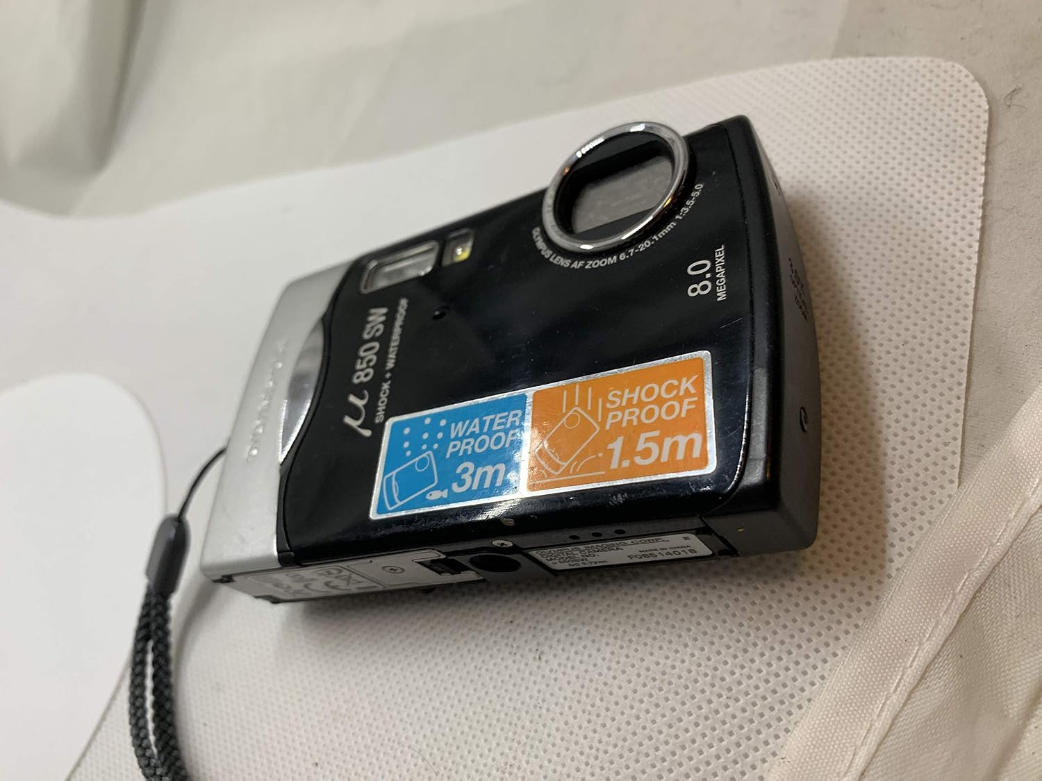 OM SYSTEM OLYMPUS Stylus 850SW 8MP Digital Camera with 3x Optical Zoom (Black)