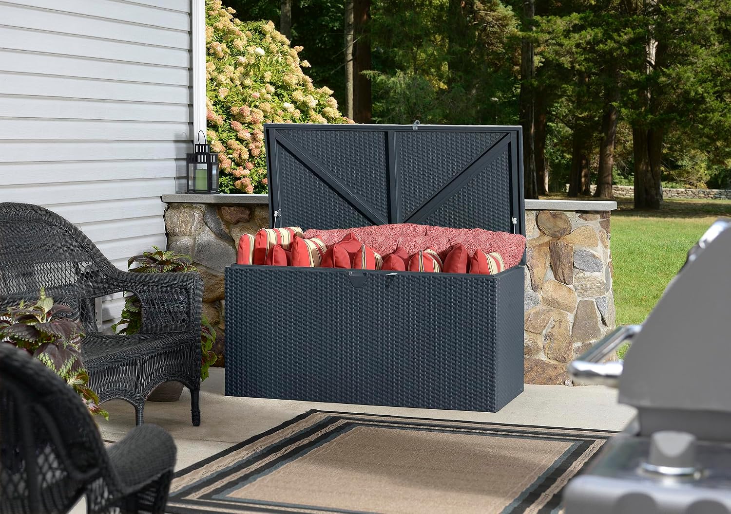 Arrow 4' x 2' x 2' Spacemaker Anthracite 134 Gallon Hot-Dipped Galvanized Steel Storage Deck Box
