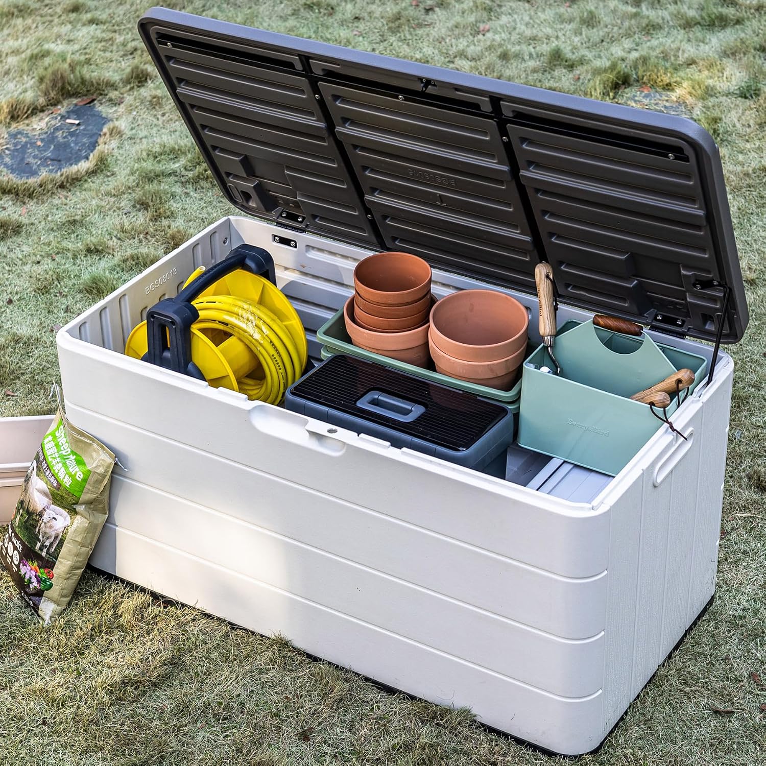 Mrosaa 110 Gallon Deck Box Waterproof,Double-Wall Resin Outdoor Storage Boxes, Deck Storage for boat slip storage,Cushions, Pool Float, Garden Tools,Patio Furniture, Lockable (OFF-WHITE)