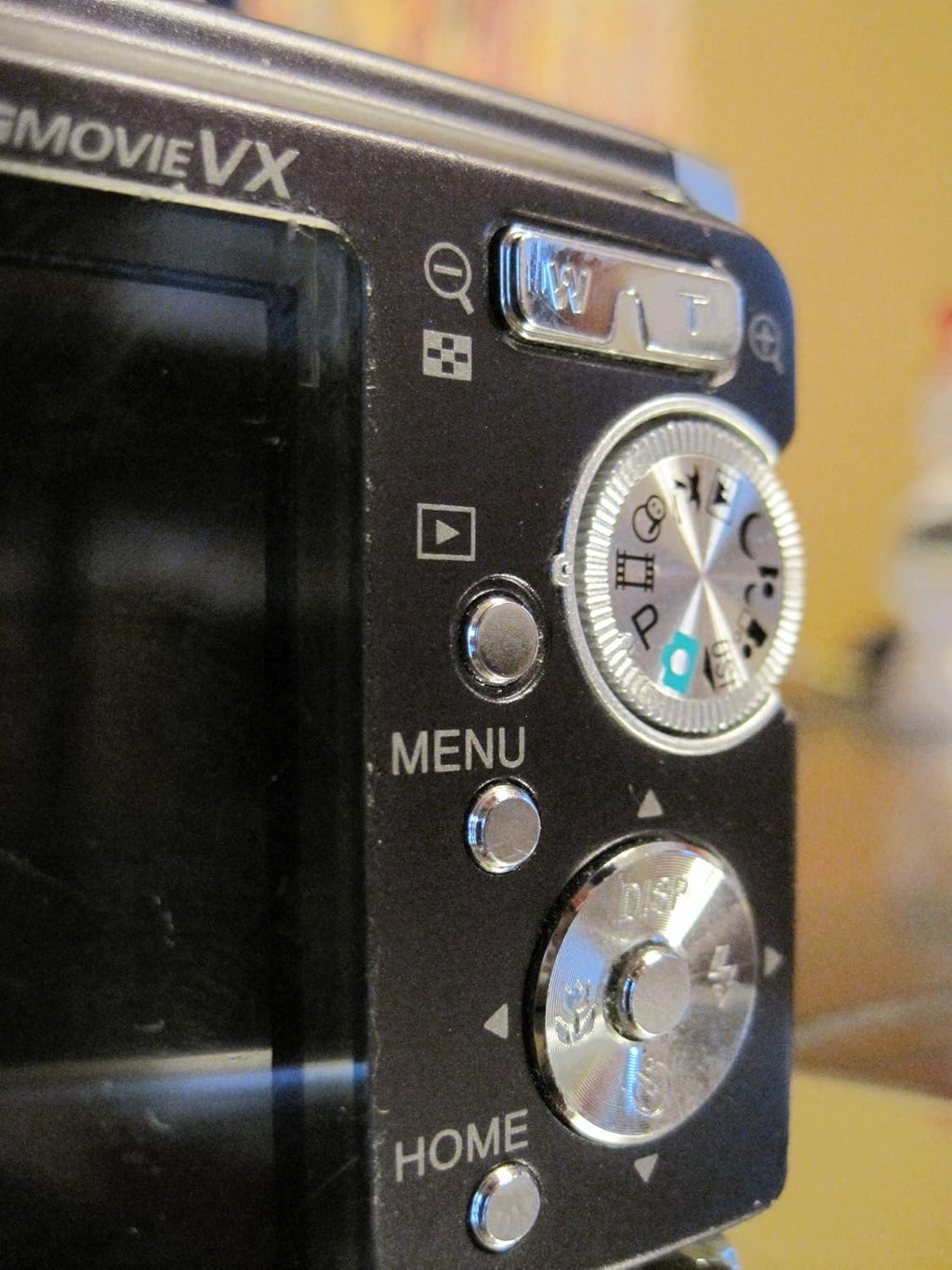 Sony Cybershot DSCW80 7.2MP Digital Camera with 3x Optical Zoom and Super Steady Shot (Black)
